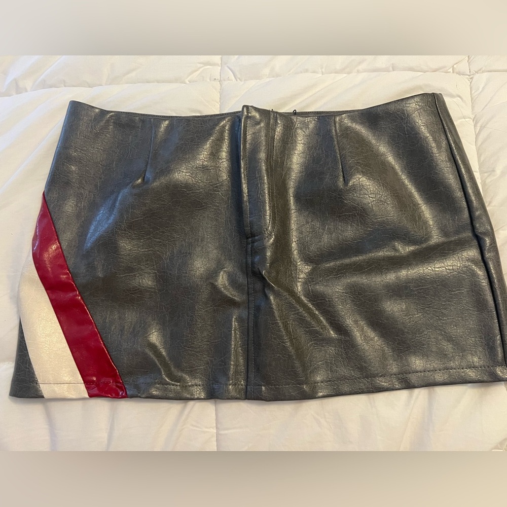 Women’s skirt